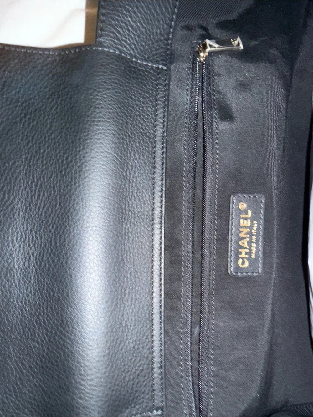 Black Chanel Large Bullskin Stitched Tote Satchel - Excellent condition